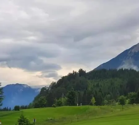 Alpenchalet Am Golfplatz
