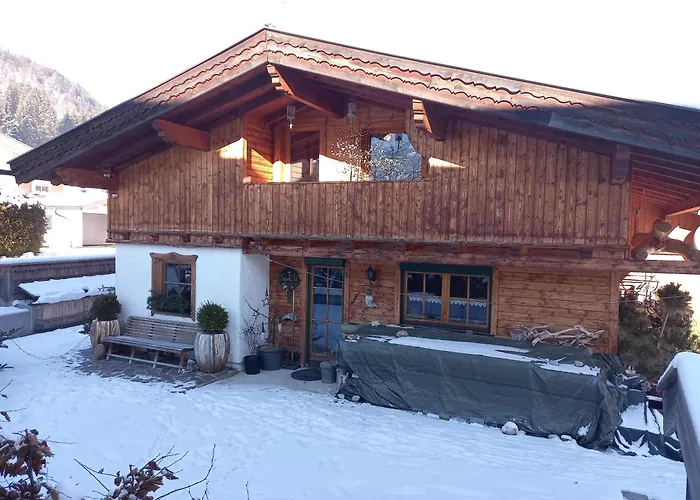 Holiday home Alpenchalet Am Golfplatz