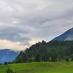 Alpenchalet Am Golfplatz